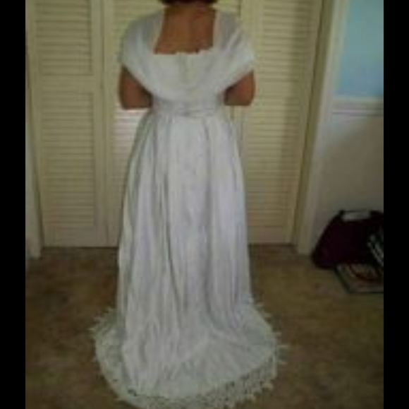 One of a kind Wedding Dress 3 peices - Picture 4 of 6